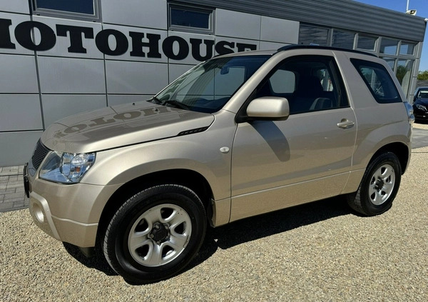 Suzuki Grand Vitara cena 35900 przebieg: 108000, rok produkcji 2008 z Dobrzany małe 137